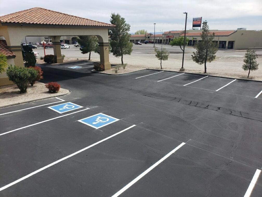 Days Inn By Wyndham Willcox Exterior photo